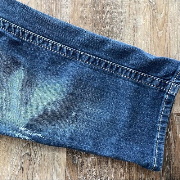 Miss Me Easy Crop Jeans Size 31 - Picture 3 of 10